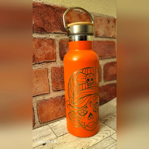 ROCKABILLY SUGAR SKULL WATER BOTTLE - Picture 2 of 6